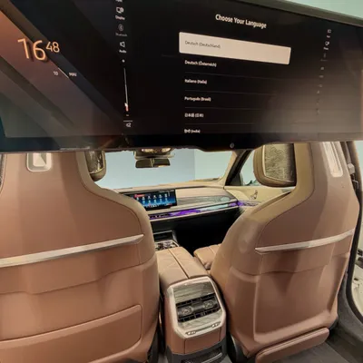 BMW i7 - 11