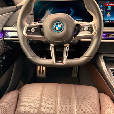 BMW i7 - 10