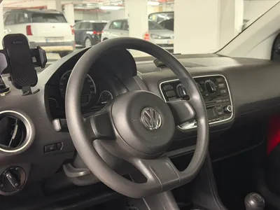 VW up! - 8
